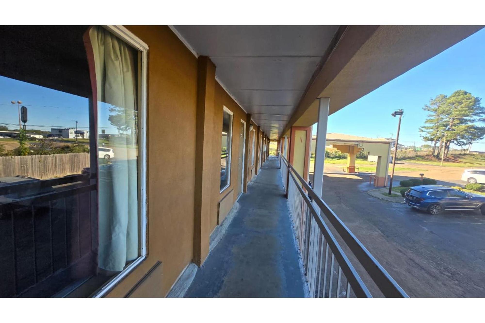 Diamond Inn Motel By Oyo Jackson Hwy 80- I-20 Exterior photo